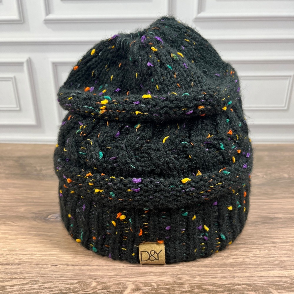 David and Young Ponytail Beanie Womens One Size‎ Black Multi Confetti Cable Knit